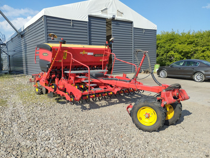 Vaderstad RD300C - آلة البذار متعددة الوظائف: صورة 1 Vaderstad RD300C - آلة البذار متعددة الوظائف: صورة 1