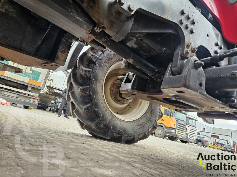 جرار Valtra T213V: صورة 16
