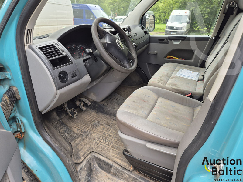 Volkswagen Caravelle - فان المدمجة: صورة 5 Volkswagen Caravelle - فان المدمجة: صورة 5