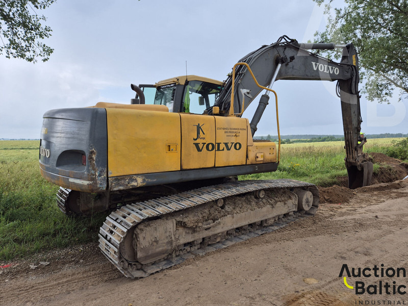 Volvo EC 210 C L - حفار زحاف: صورة 3 Volvo EC 210 C L - حفار زحاف: صورة 3