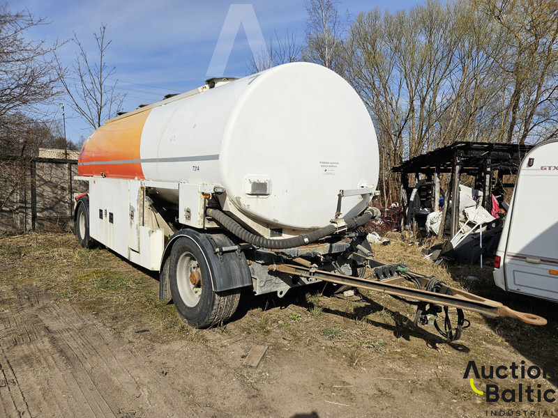 شاحنة صهريج لنقل الوقود Volvo FH 420: صورة 6