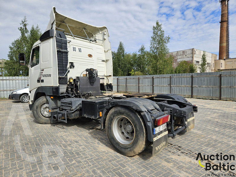 Volvo FH12 - وحدة جر: صورة 3 Volvo FH12 - وحدة جر: صورة 3