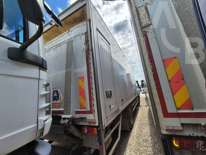 Volvo FL240 - شاحنة مقفلة: صورة 3 Volvo FL240 - شاحنة مقفلة: صورة 3