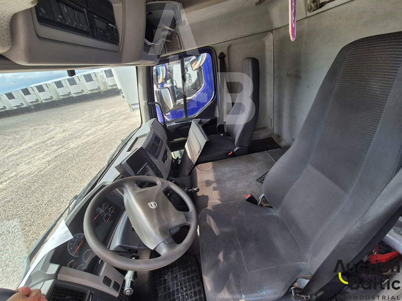 Volvo FL240 - شاحنة مقفلة: صورة 5 Volvo FL240 - شاحنة مقفلة: صورة 5