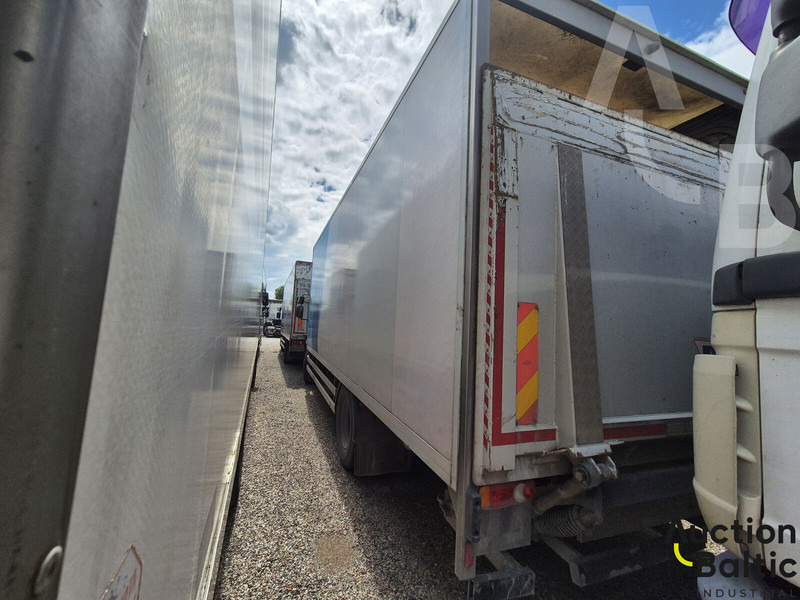Volvo FL240 - شاحنة مقفلة: صورة 4 Volvo FL240 - شاحنة مقفلة: صورة 4