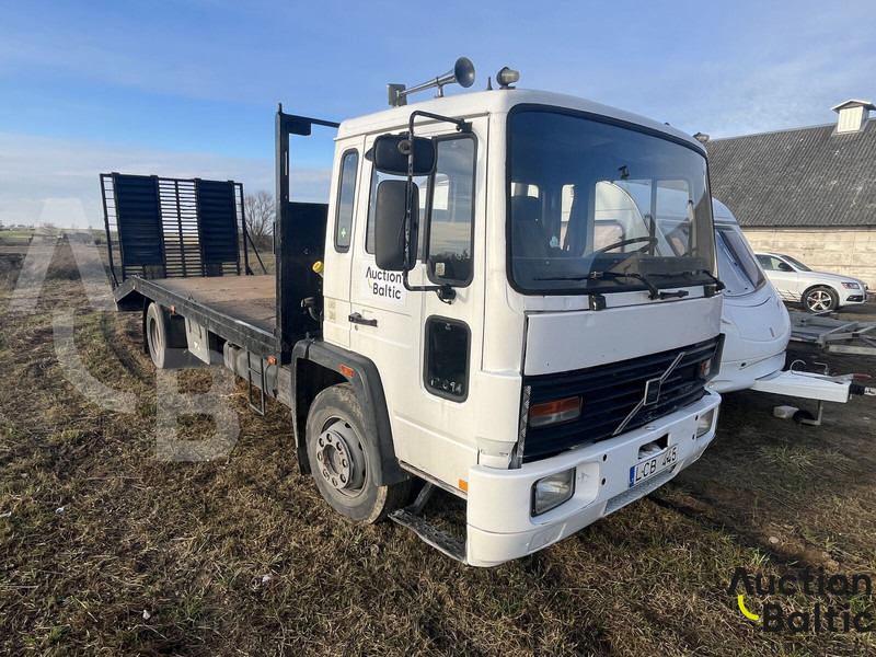 Volvo FL4-6 - شاحنة سحب: صورة 1 Volvo FL4-6 - شاحنة سحب: صورة 1