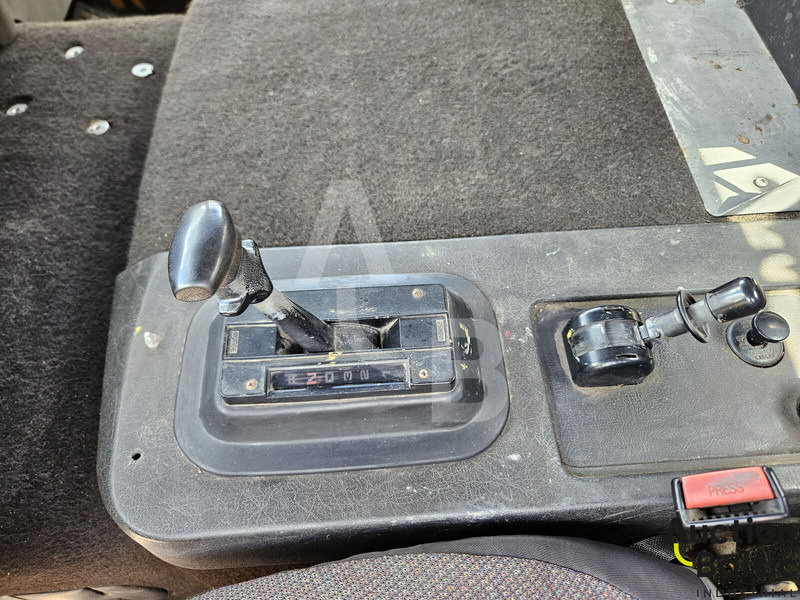 شاحنات مسطحة Volvo FL612: صورة 10