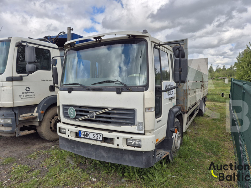 Volvo FL6 - شاحنات مسطحة: صورة 1 Volvo FL6 - شاحنات مسطحة: صورة 1