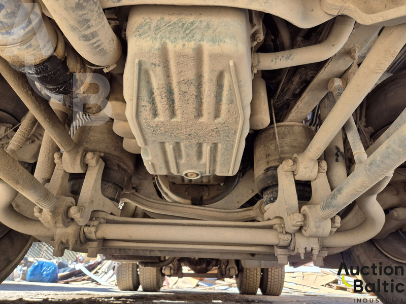 شاحنة نقل المخلفات Volvo FM12: صورة 10