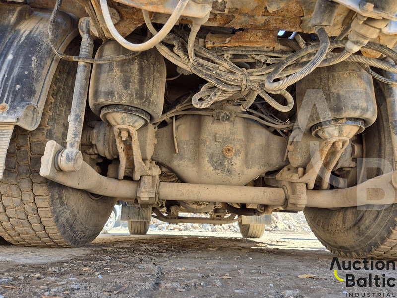 شاحنة نقل المخلفات Volvo FM12: صورة 14