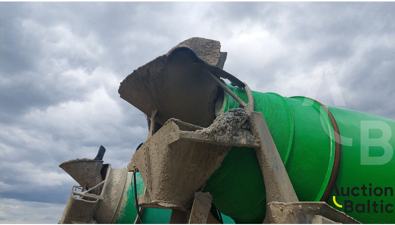 شاحنة خلاطة خرسانة Volvo FM9: صورة 16