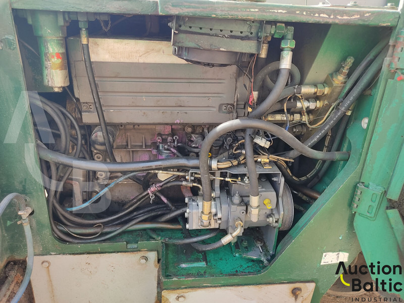 آلة أسفلت Wirtgen W350: صورة 8