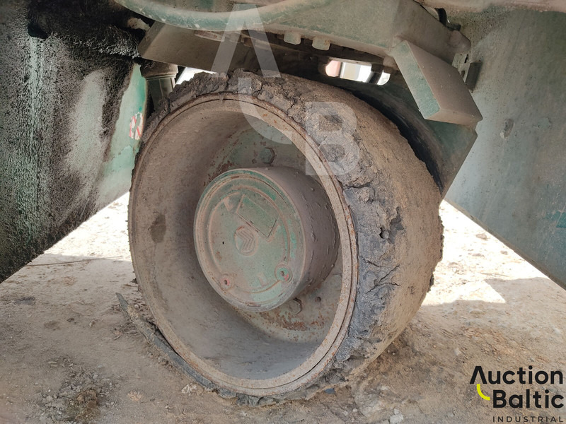 آلة أسفلت Wirtgen W350: صورة 13