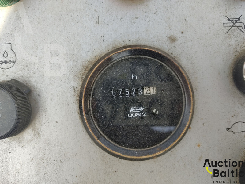 آلة أسفلت Wirtgen W350: صورة 7