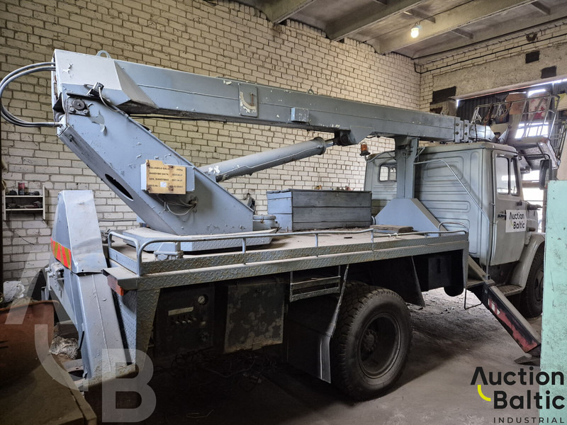 ZIL ZIL 433362 - منصة تلسكوبية محمولة على شاحنة: صورة 3 ZIL ZIL 433362 - منصة تلسكوبية محمولة على شاحنة: صورة 3