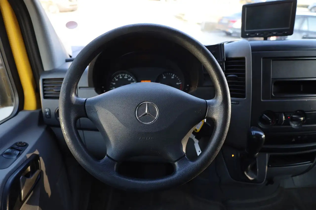 Mercedes-Benz Sprinter II Pritsche/ Koffer/Regalsystem - شاحنة مغلقة الصندوق: صورة 5 Mercedes-Benz Sprinter II Pritsche/ Koffer/Regalsystem - شاحنة مغلقة الصندوق: صورة 5
