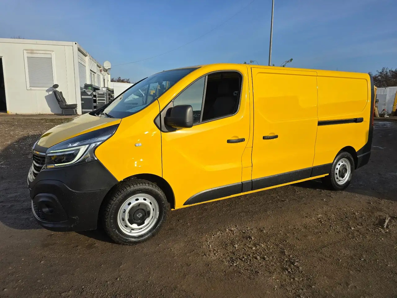 Renault Trafic Kasten L2H1 3,0t Komfort - فان: صورة 1 Renault Trafic Kasten L2H1 3,0t Komfort - فان: صورة 1