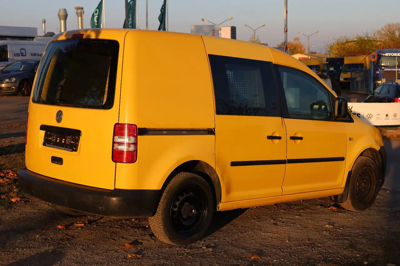 Volkswagen Caddy/2KN/62kW/1.Hand - فان: صورة 4 Volkswagen Caddy/2KN/62kW/1.Hand - فان: صورة 4