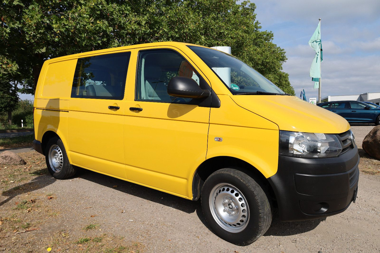 Volkswagen T5 Transporter/ 2.0 TDI/EU5/1.Hand/5-Sitze - فان المدمجة: صورة 4 Volkswagen T5 Transporter/ 2.0 TDI/EU5/1.Hand/5-Sitze - فان المدمجة: صورة 4