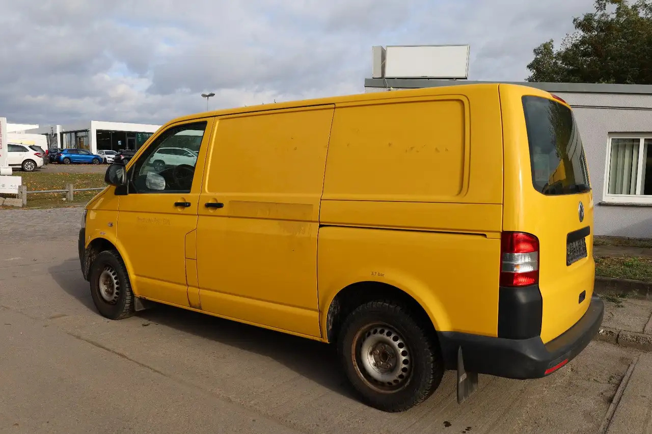 Volkswagen T5 Transporter/ 2.0 TDI/EU5/1.Hand - فان: صورة 5 Volkswagen T5 Transporter/ 2.0 TDI/EU5/1.Hand - فان: صورة 5