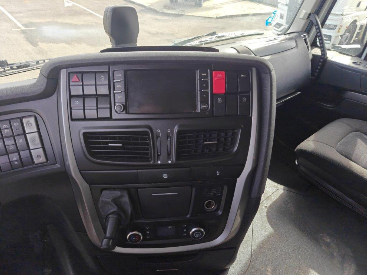 وحدة جر IVECO Stralis AS440S46T/PLNG Intarder Klima Luftfeder ZV: صورة 9