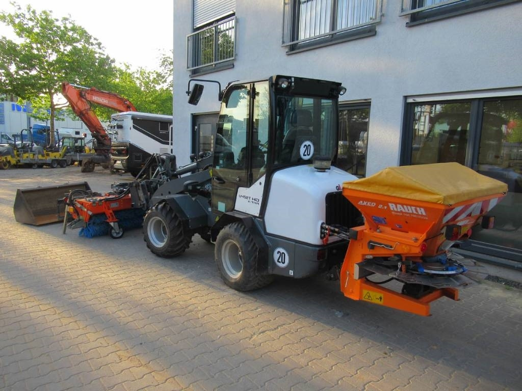 GiANT V452T X-Tra HD Kehrmaschine/Streuer - اللودر بعجل: صورة 4 GiANT V452T X-Tra HD Kehrmaschine/Streuer - اللودر بعجل: صورة 4