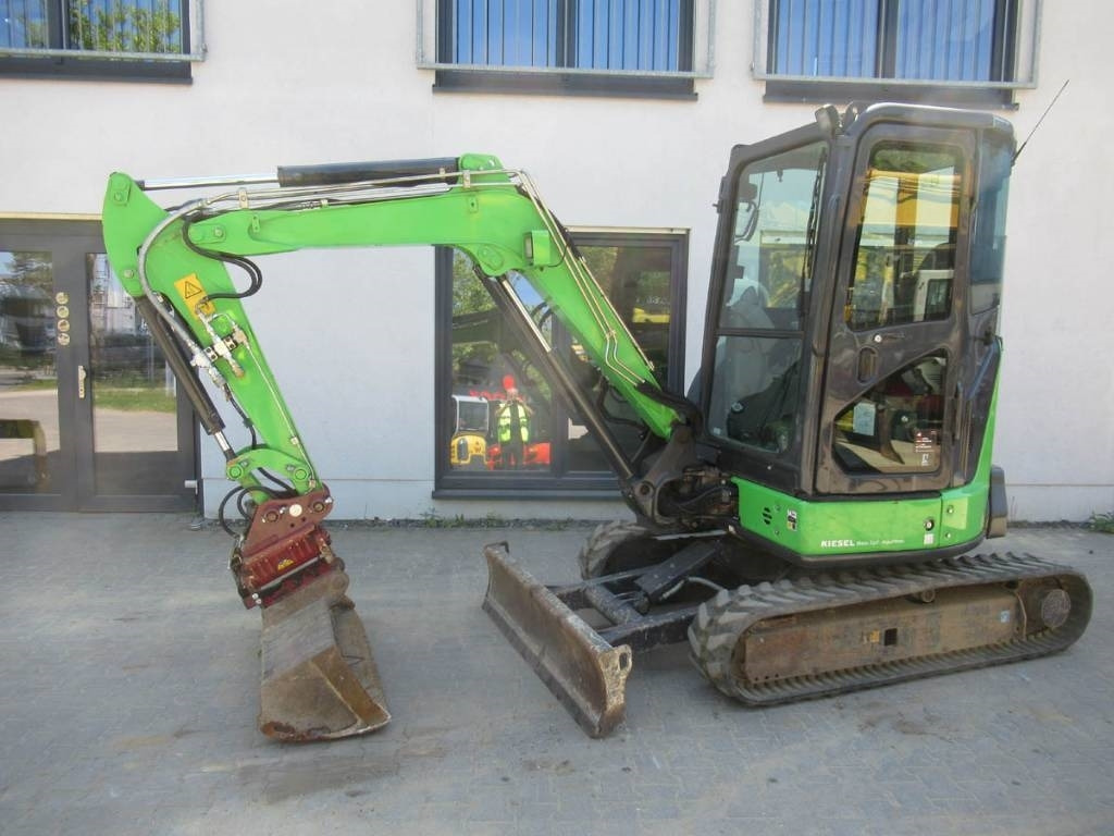 Hitachi ZX33U-6 Powertilt / Klima - حفارة مُصَّغرة: صورة 1 Hitachi ZX33U-6 Powertilt / Klima - حفارة مُصَّغرة: صورة 1