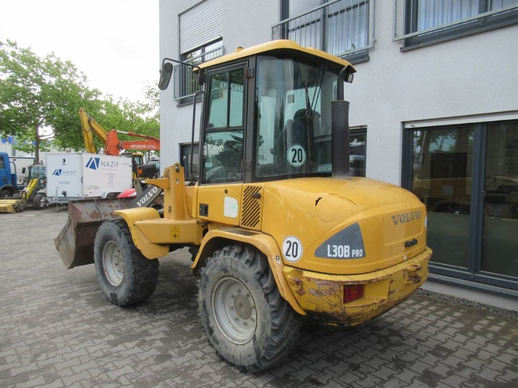 Volvo L 30 B - اللودر بعجل: صورة 5 Volvo L 30 B - اللودر بعجل: صورة 5