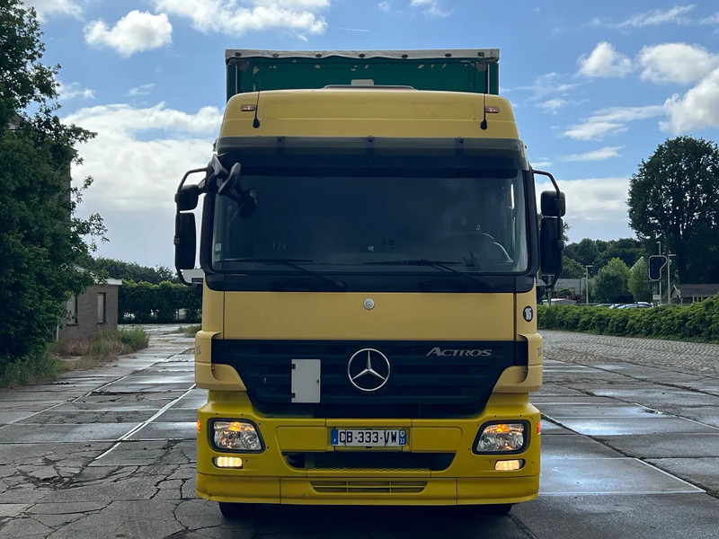 Mercedes-Benz Actros 1832 V6***3Pedal EPS***AIRCO-***Actros 1832*** - شاحنة مقفلة: صورة 2 Mercedes-Benz Actros 1832 V6***3Pedal EPS***AIRCO-***Actros 1832*** - شاحنة مقفلة: صورة 2