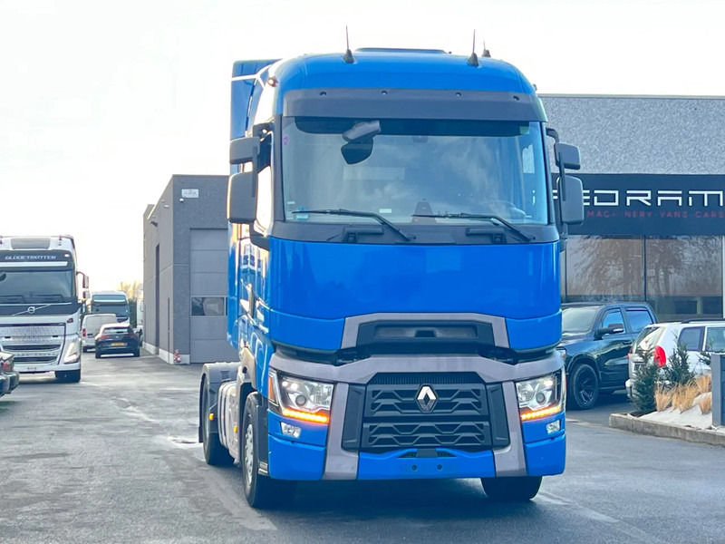 Renault T HIGH 520 VOITH RETARDER*T520 HIGH*2022 model*ND - وحدة جر: صورة 1 Renault T HIGH 520 VOITH RETARDER*T520 HIGH*2022 model*ND - وحدة جر: صورة 1