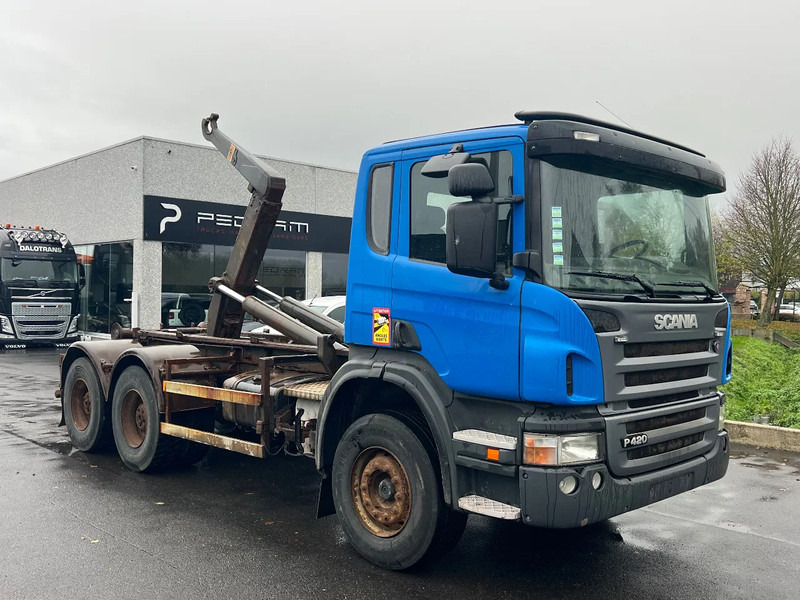 Scania P420 Belgian truck**205.000km**Retarder full steel** - شاحنة ذات خطاف: صورة 2 Scania P420 Belgian truck**205.000km**Retarder full steel** - شاحنة ذات خطاف: صورة 2