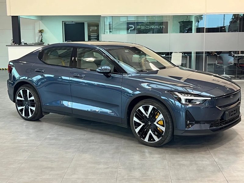 Volvo Polestar2 82kwh/350kw Polestar2 82kwh/350kw - سيدان: صورة 1 Volvo Polestar2 82kwh/350kw Polestar2 82kwh/350kw - سيدان: صورة 1