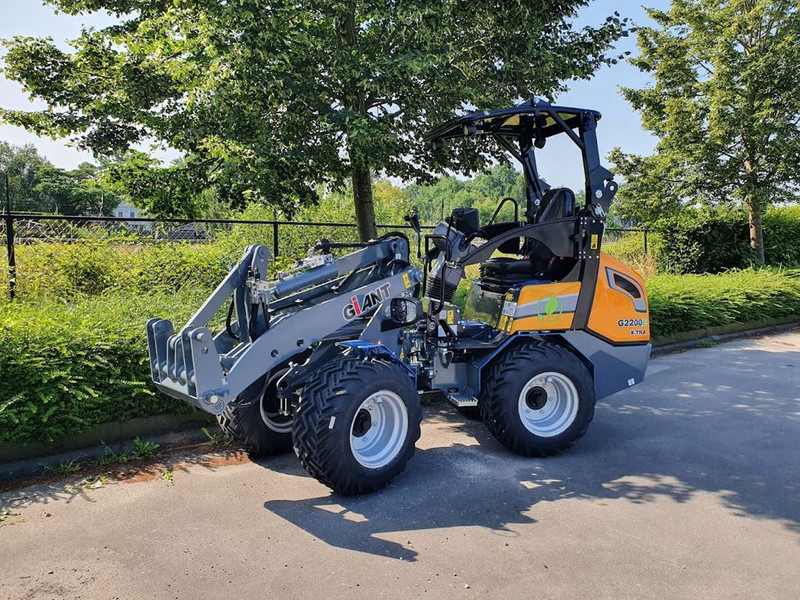 Giant Tobroco Giant G2200E X-TRA Kniklader - اللودر بعجل: صورة 3 Giant Tobroco Giant G2200E X-TRA Kniklader - اللودر بعجل: صورة 3