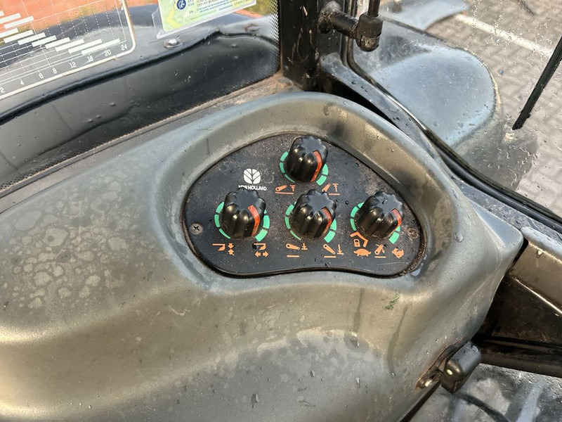 جديدة جرار New Holland TN75S: صورة 16 جديدة جرار New Holland TN75S: صورة 16