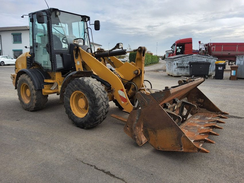 CATERPILLAR 908H - اللودر بعجل: صورة 3 CATERPILLAR 908H - اللودر بعجل: صورة 3