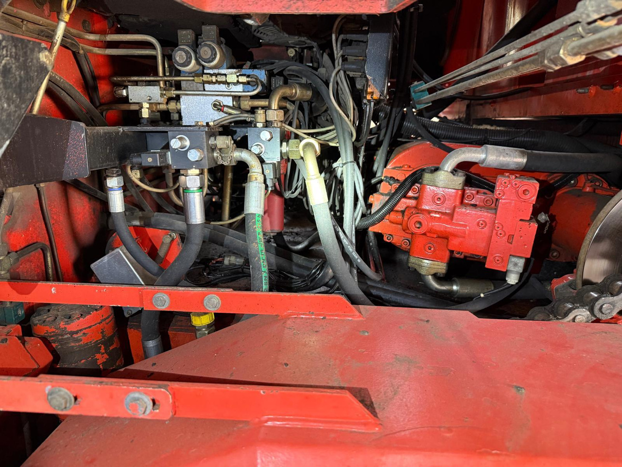 مدادة الأسفلت Demag-Dynapac DF135P powerfull 4-axle-paver: صورة 13