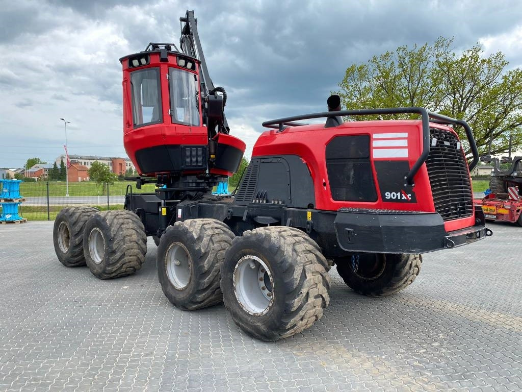 حصادة الأخشاب Komatsu 901 XC: صورة 6