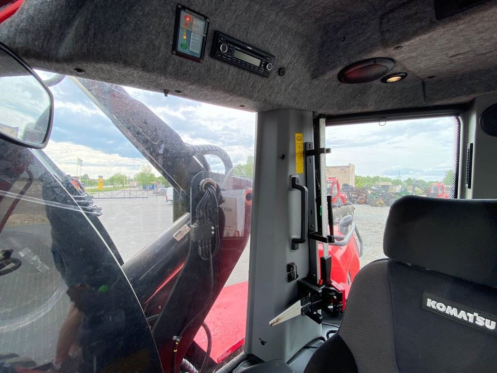 حصادة الأخشاب Komatsu 901 XC: صورة 19