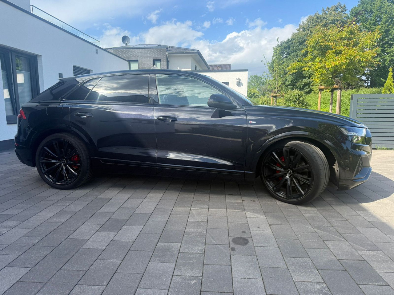 Audi Q8 50 TDI quattro S-Line 1. Hand Vollausstattung - سيارة دفع رباعي: صورة 4 Audi Q8 50 TDI quattro S-Line 1. Hand Vollausstattung - سيارة دفع رباعي: صورة 4