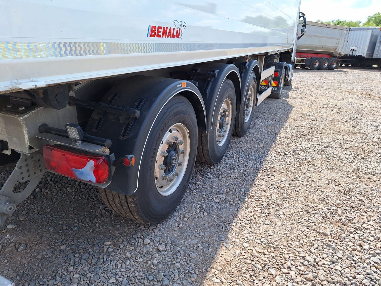 Benalu Bulkliner S 95 50m³ Kombiklappe - قلابة نصف مقطورة نصف مقطورة قلابة: صورة 4 Benalu Bulkliner S 95 50m³ Kombiklappe - قلابة نصف مقطورة نصف مقطورة قلابة: صورة 4