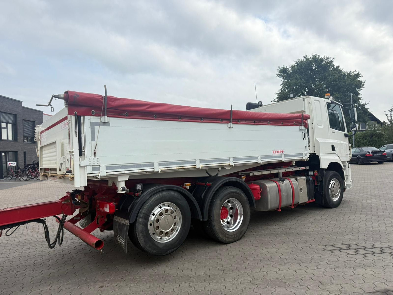 DAF CF 480 FAN 6x2 Dreiseitenkipper Inkl. Anhänger - شاحنة قلاب: صورة 3 DAF CF 480 FAN 6x2 Dreiseitenkipper Inkl. Anhänger - شاحنة قلاب: صورة 3