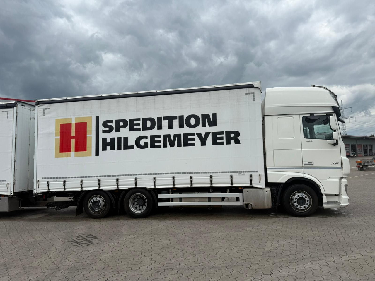 DAF XF 480 FAN LowDeck 6x2 Jumbo Inklusive Anhänger - شاحنة ستارة: صورة 3 DAF XF 480 FAN LowDeck 6x2 Jumbo Inklusive Anhänger - شاحنة ستارة: صورة 3