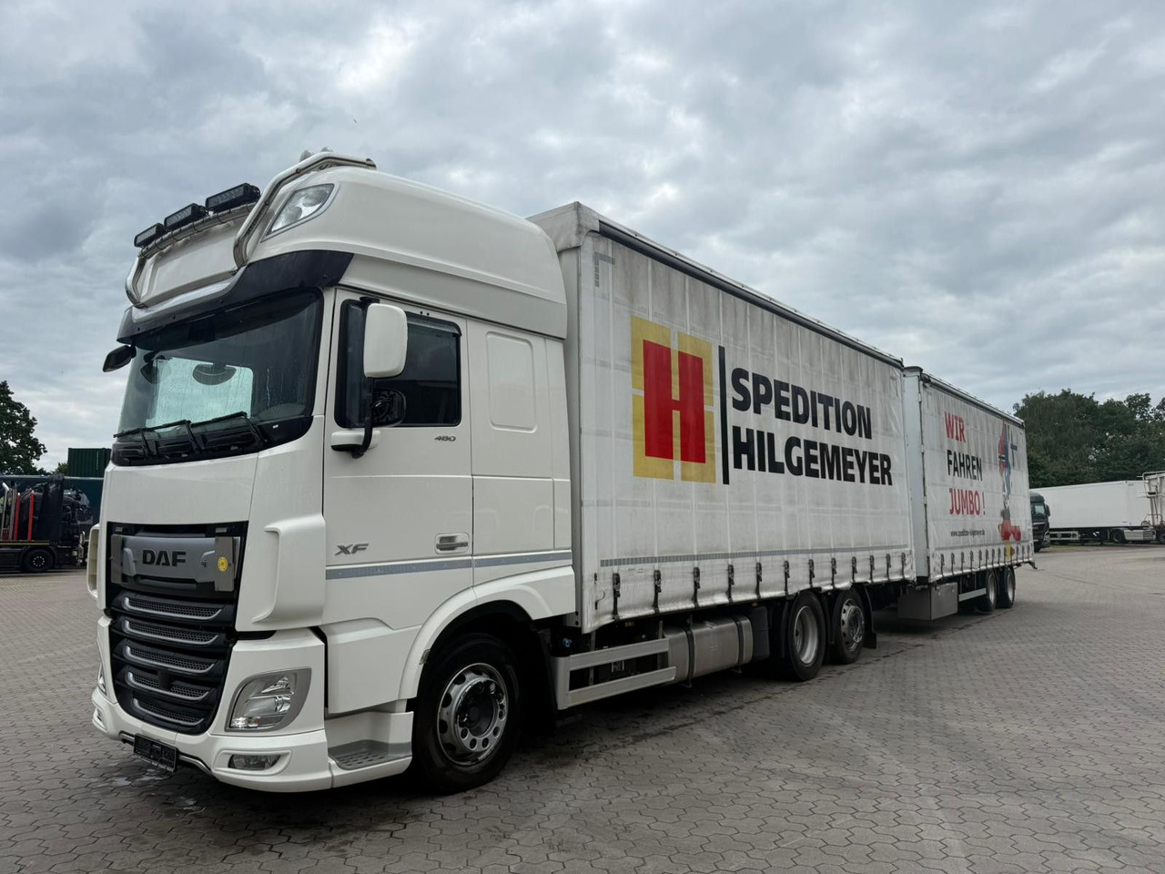 DAF XF 480 FAN LowDeck 6x2 Jumbo Inklusive Anhänger - شاحنة ستارة: صورة 2 DAF XF 480 FAN LowDeck 6x2 Jumbo Inklusive Anhänger - شاحنة ستارة: صورة 2