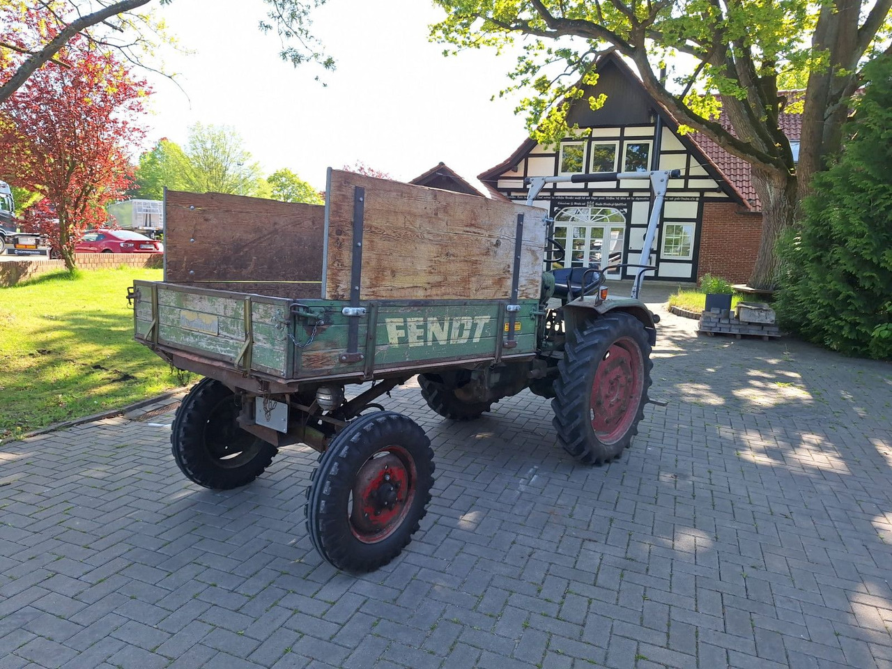 Fendt F 220 GT Geräteträger - جرار: صورة 1 Fendt F 220 GT Geräteträger - جرار: صورة 1