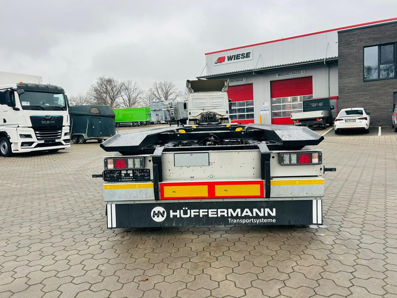 Hüffermann HAR 20.70 LS Aussenrollen Anhänger Sofort Verfüg - مقطورة هوك ليفت/ لود لوجر: صورة 5 Hüffermann HAR 20.70 LS Aussenrollen Anhänger Sofort Verfüg - مقطورة هوك ليفت/ لود لوجر: صورة 5