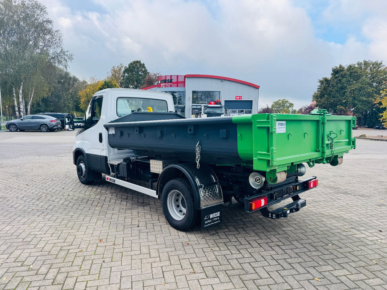 Iveco Daily 70C18H Hyva Abrollkipper - شاحنة ذات خطاف: صورة 2 Iveco Daily 70C18H Hyva Abrollkipper - شاحنة ذات خطاف: صورة 2