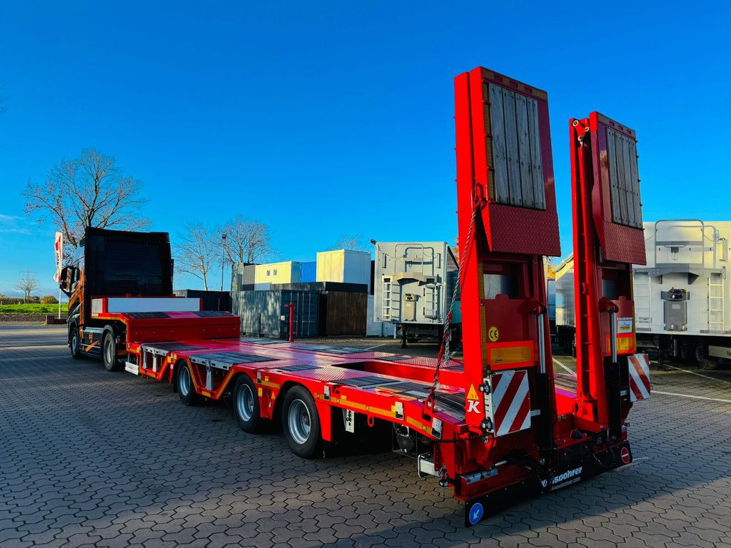 Kässbohrer SLAR3 Ausziehbares Tiefbett mit Radmulden Kässbohrer SLAR3 Tele Tiefbett Radmulden metallisiert - عربة منخفضة مسطحة نصف مقطورة: صورة 1 Kässbohrer SLAR3 Ausziehbares Tiefbett mit Radmulden Kässbohrer SLAR3 Tele Tiefbett Radmulden metallisiert - عربة منخفضة مسطحة نصف مقطورة: صورة 1