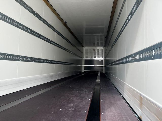 Krone SZK 18 Koffer Event Mega-Koffer 2.900 mm Höhe - نصف مقطورة صندوق مغلق: صورة 3 Krone SZK 18 Koffer Event Mega-Koffer 2.900 mm Höhe - نصف مقطورة صندوق مغلق: صورة 3