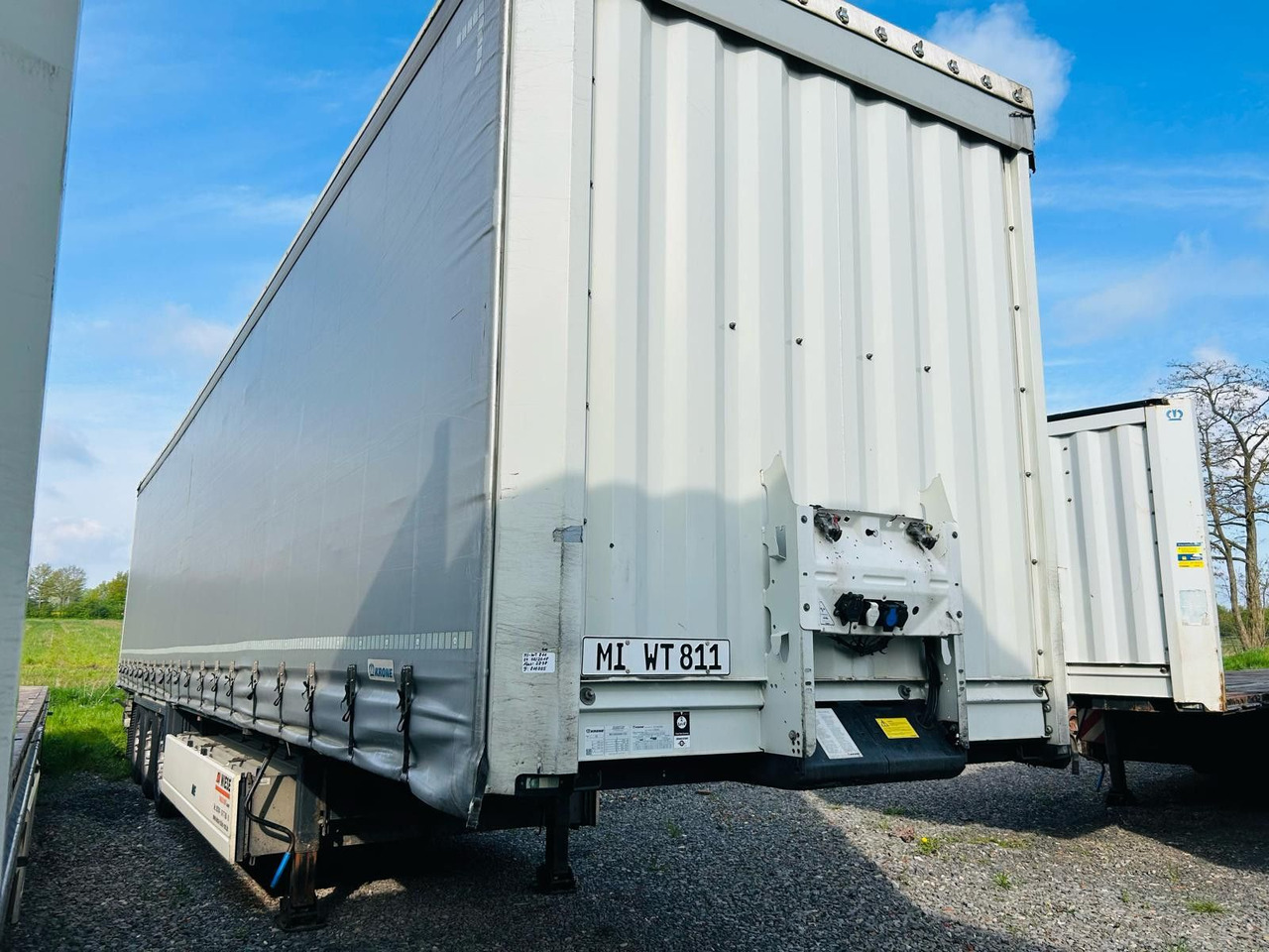 Krone Schiebeplanen Auflieger TÜV Neu - نصف مقطورة ستارة: صورة 4 Krone Schiebeplanen Auflieger TÜV Neu - نصف مقطورة ستارة: صورة 4