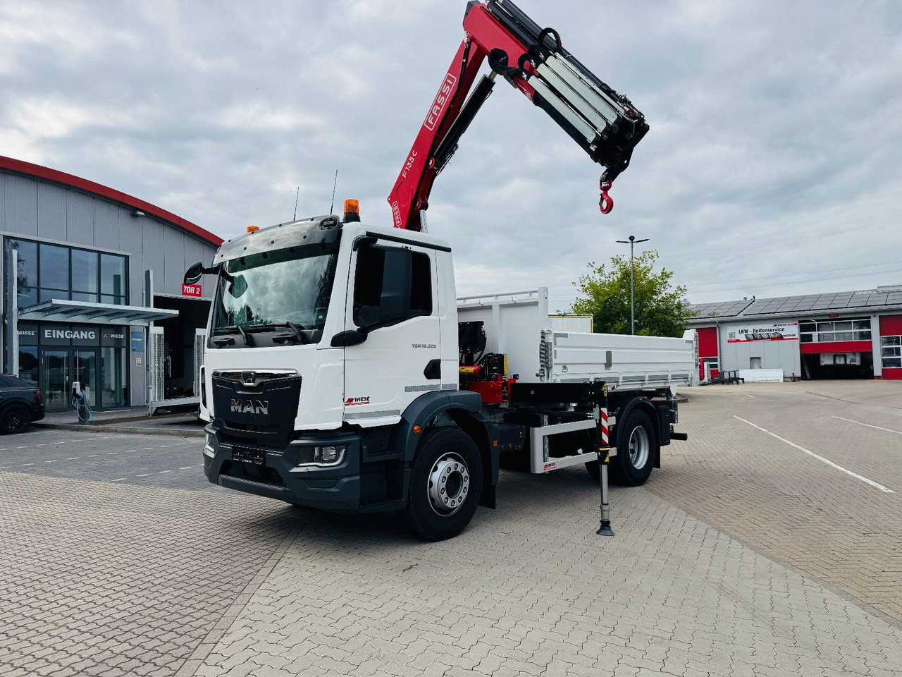 MAN 18.320 4x2 mit Fassi Ladekran Sofort Verfügbar - شاحنة قلاب, شاحنة كرين: صورة 3 MAN 18.320 4x2 mit Fassi Ladekran Sofort Verfügbar - شاحنة قلاب, شاحنة كرين: صورة 3